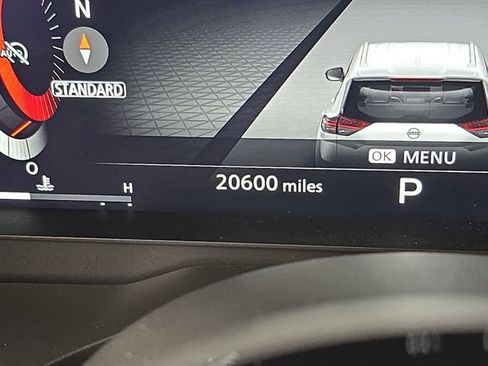 Used 2024 Nissan Rogue SL w/ SL Premium Package image 28