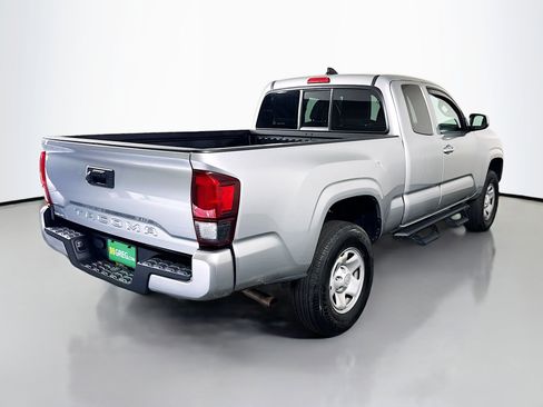 Used 2023 Toyota Tacoma SR w/ SR Convenience Package RWD image 10