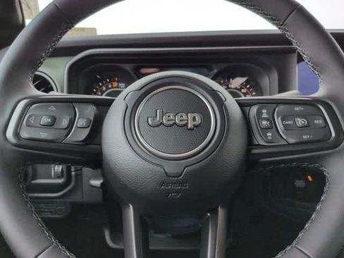 New 2026 Jeep Gladiator Mojave image 23