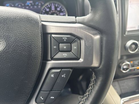Used 2021 Ford Expedition Platinum AWD/4WD image 17