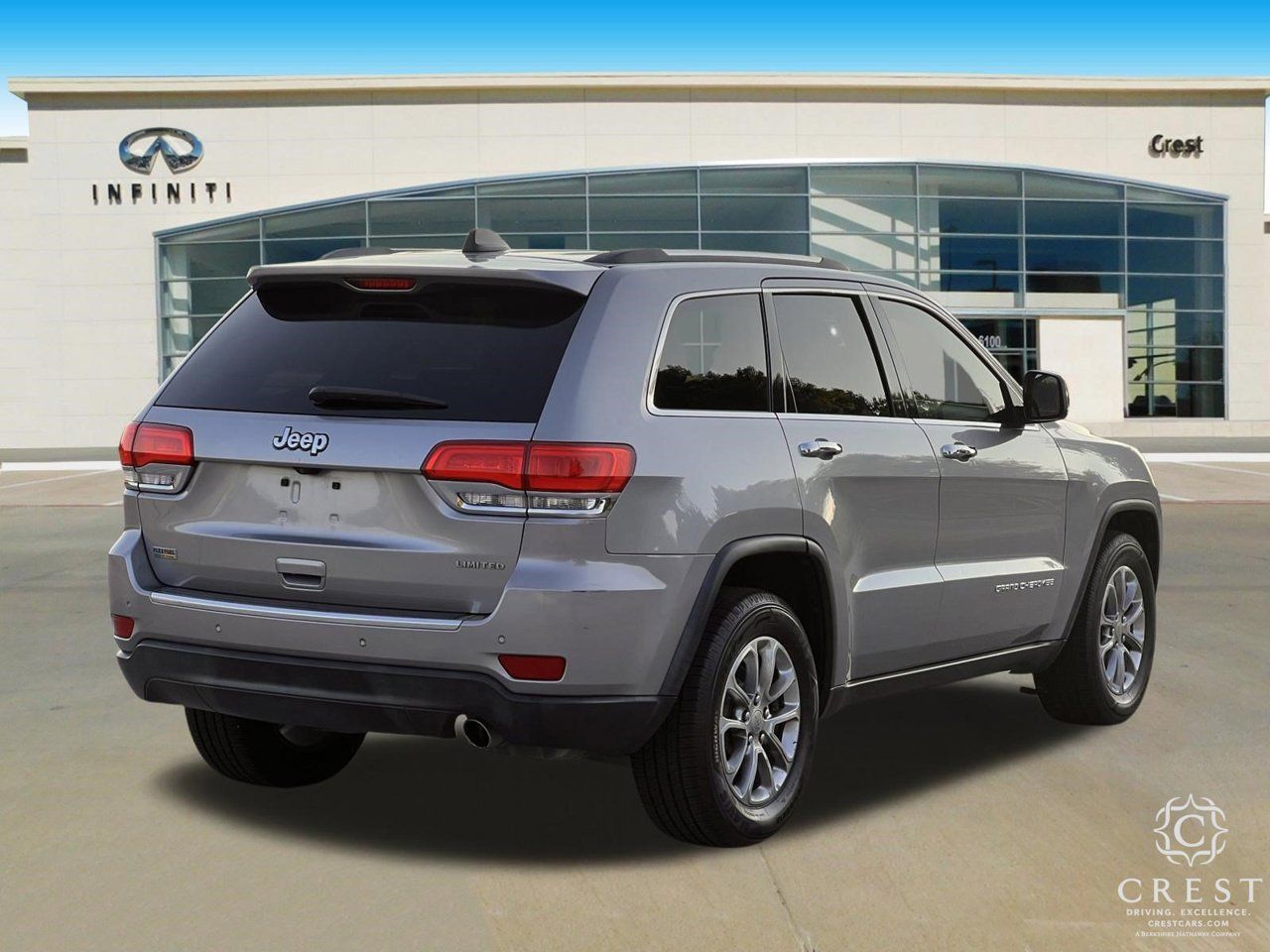 Used 2015 Jeep Grand Cherokee Limited w/ Luxury Group II RWD image 5