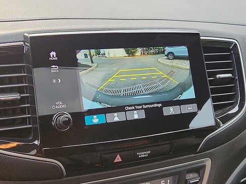 Certified 2023 Honda Passport TrailSport image 17