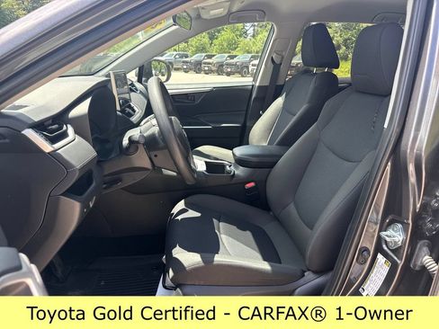 Certified 2024 Toyota RAV4 LE AWD/4WD image 11