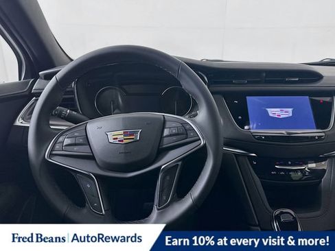 New 2026 Cadillac XT5 Luxury image 15