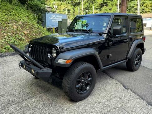 Used 2020 Jeep Wrangler Sport AWD/4WD image 4