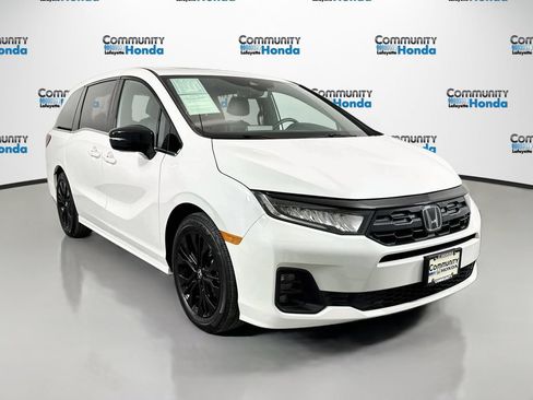 Certified 2026 Honda Odyssey Sport-L image 3