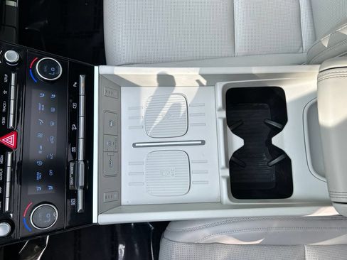 Used 2026 Hyundai Santa Fe Calligraphy AWD/4WD image 18
