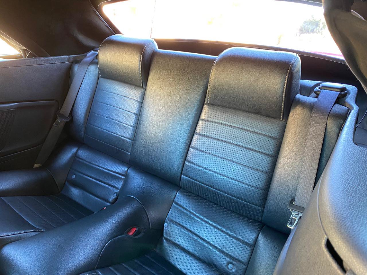 Used 2010 Ford Mustang GT RWD image 36