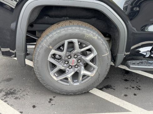 New 2026 GMC Sierra 1500 SLT w/ SLT Premium Plus Package image 5