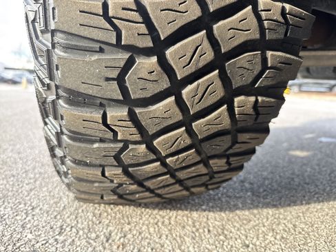 Used 2023 Ford Bronco Wildtrak image 12