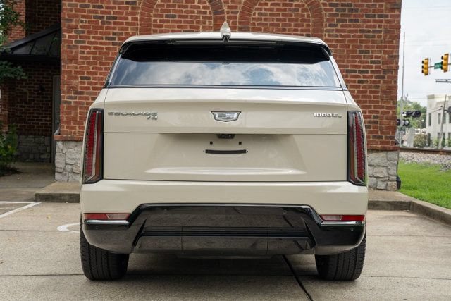 Used 2026 Cadillac Escalade IQ Sport 2 AWD/4WD image 6