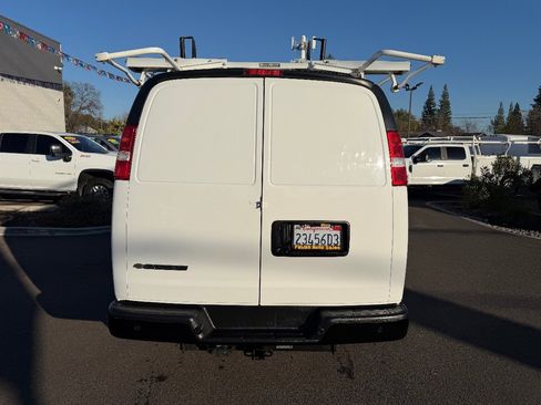 Used 2021 Chevrolet Express 2500 w/ Driver Convenience Package image 6