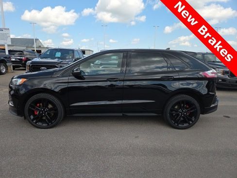 Used 2020 Ford Edge ST w/ Equipment Group 401A image 2