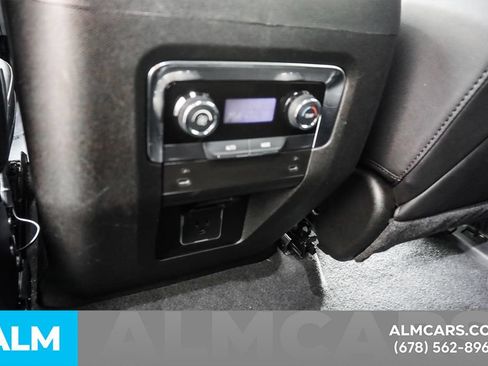Used 2025 Chevrolet Tahoe LT AWD/4WD image 60