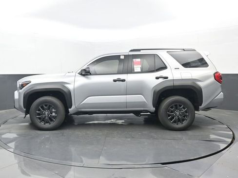 New 2026 Toyota 4Runner SR5 RWD image 20