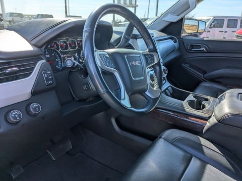 Used 2020 GMC Yukon SLT w/ Open Road Package image 9