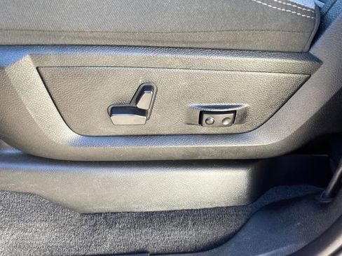 Used 2024 RAM 2500 Big Horn w/ Bed Utility Group image 40