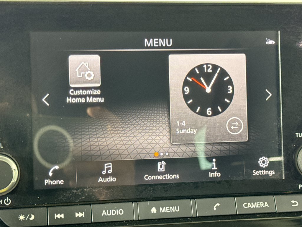 Used 2022 Nissan Pathfinder SV FWD image 21