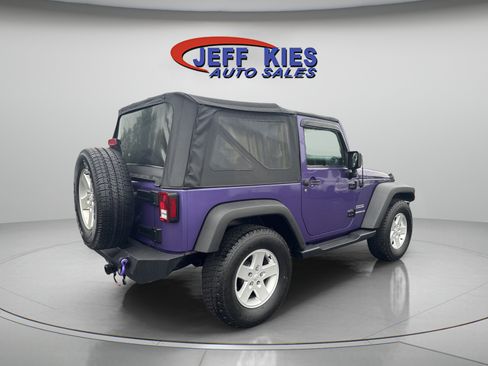 Used 2017 Jeep Wrangler Sport w/ Quick Order Package 24S AWD/4WD image 5