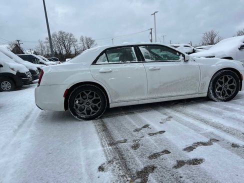 Certified 2017 Chrysler 300 S image 1