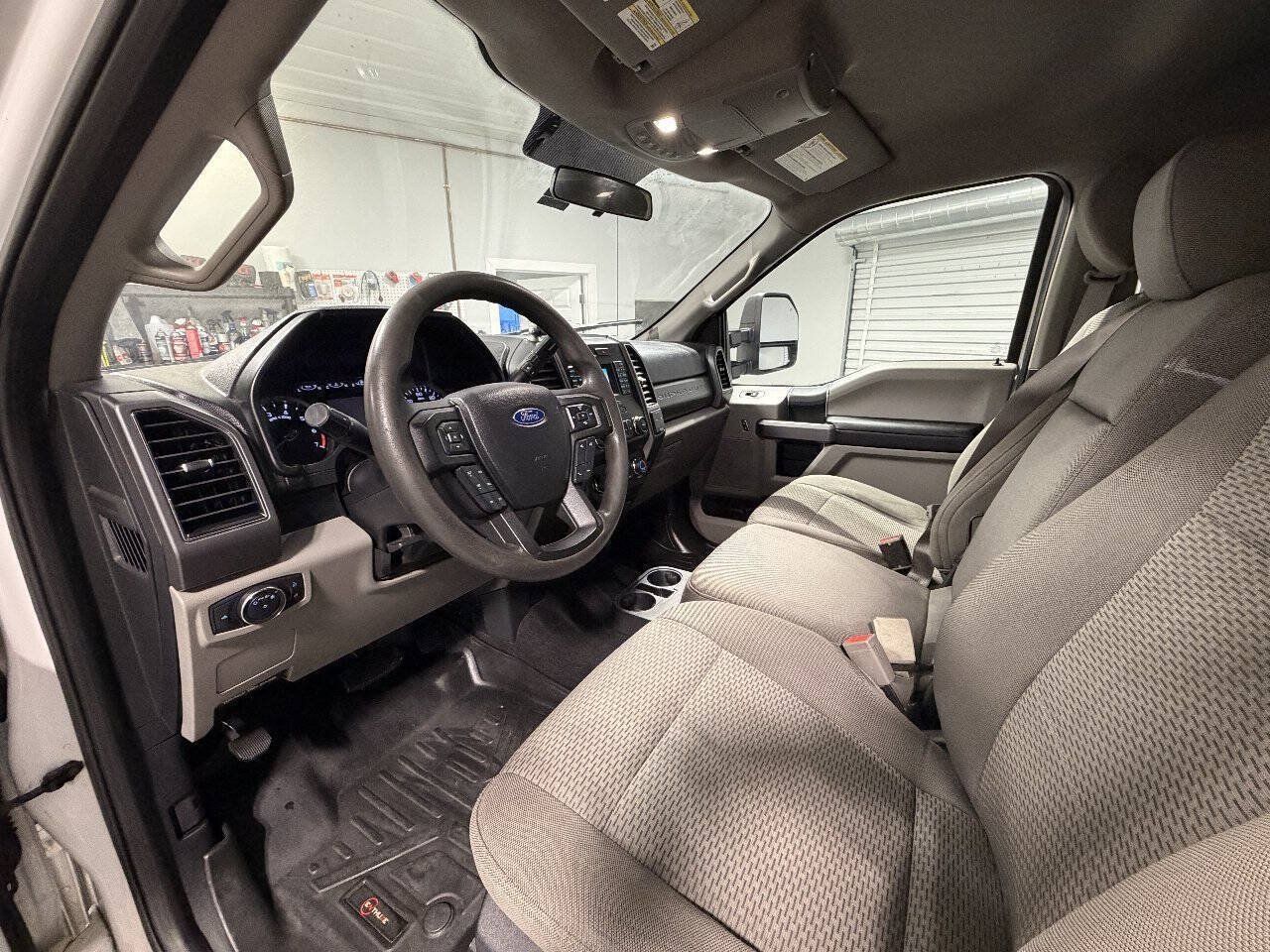 Used 2019 Ford F250 XLT w/ Snow Plow Prep Package AWD/4WD image 9