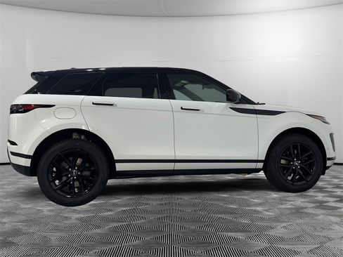 New 2026 Land Rover Range Rover Evoque S image 6