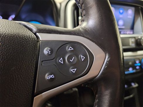 Used 2022 Chevrolet Colorado LT w/ Fleet Safety Package image 17