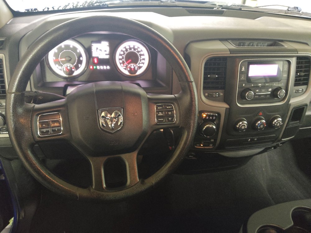 Used 2017 RAM 1500 Express AWD/4WD image 22