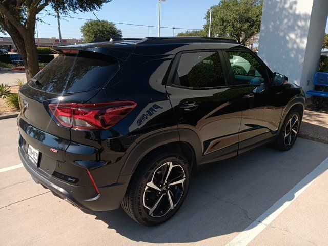 Certified 2022 Chevrolet TrailBlazer RS w/ Sun and Liftgate Package FWD image 3
