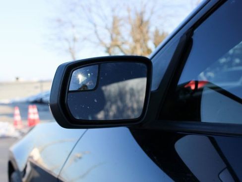 Used 2013 Ford Mustang GT image 8