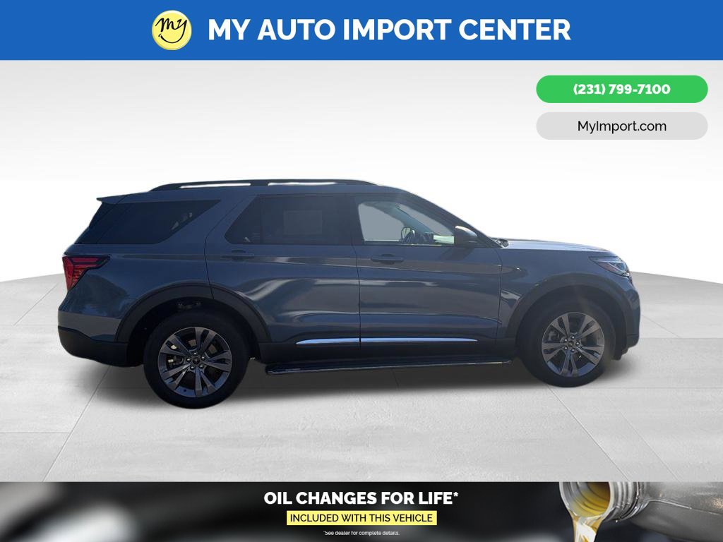 Used 2025 Ford Explorer Active w/ Active Comfort Package AWD/4WD image 8