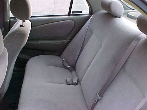 Used 1999 Chevrolet Prizm w/ Preferred Equipment Group 3 FWD image 23