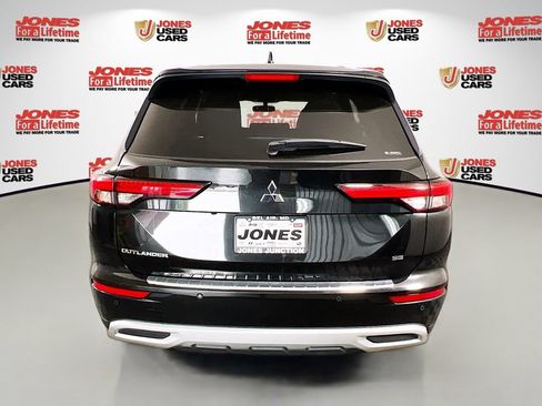 Used 2022 Mitsubishi Outlander SE AWD/4WD image 15