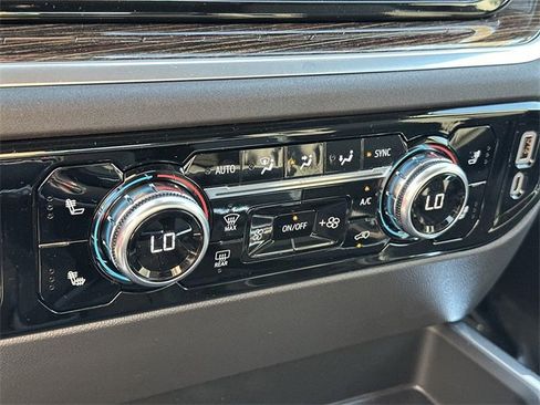 New 2026 GMC Sierra 1500 Elevation w/ LPO, Elevation Black Package image 12