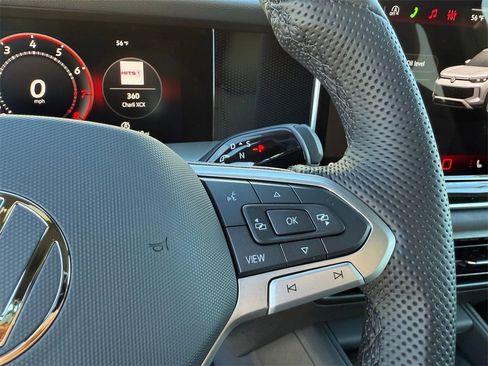 New 2026 Volkswagen Tiguan SE R-Line image 15