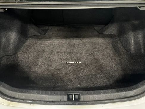 Used 2014 Toyota Corolla L image 39