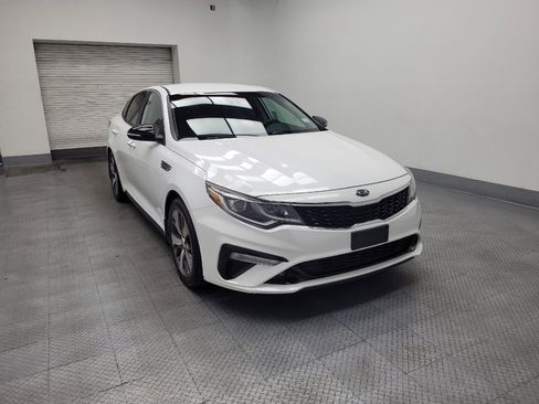 Used 2020 Kia Optima S FWD image 13