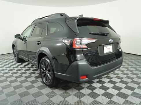 Certified 2025 Subaru Outback Onyx Edition AWD/4WD image 5