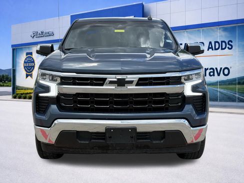 Used 2024 Chevrolet Silverado 1500 LT RWD image 2