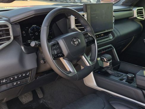 Used 2023 Toyota Tundra Platinum AWD/4WD image 14