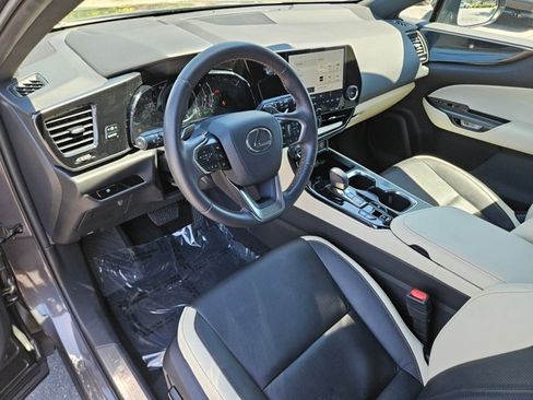 Used 2024 Lexus NX 350h AWD image 10