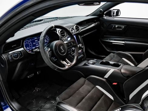 Used 2020 Ford Mustang Shelby GT500 w/ Carbon Fiber Track Pack image 44