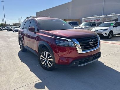 Used 2024 Nissan Pathfinder SL