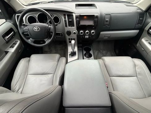 Used 2008 Toyota Sequoia Limited image 27