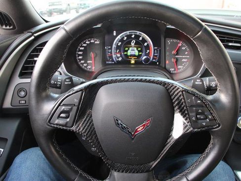 Used 2015 Chevrolet Corvette Stingray Coupe w/ 2LT Preferred Equipment Group image 13