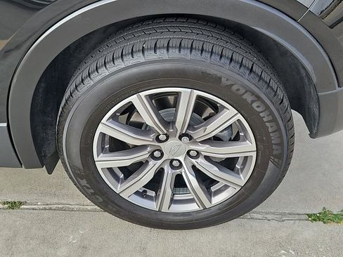Used 2023 Cadillac XT4 Sport FWD image 13