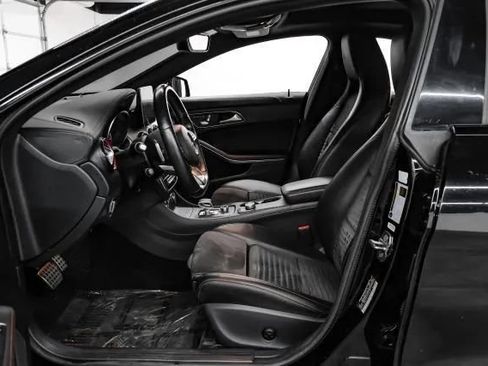 Used 2019 Mercedes-Benz CLA 45 AMG 4MATIC image 4
