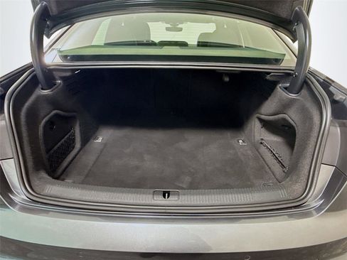 Used 2022 Audi A4 2.0T Premium Plus image 22