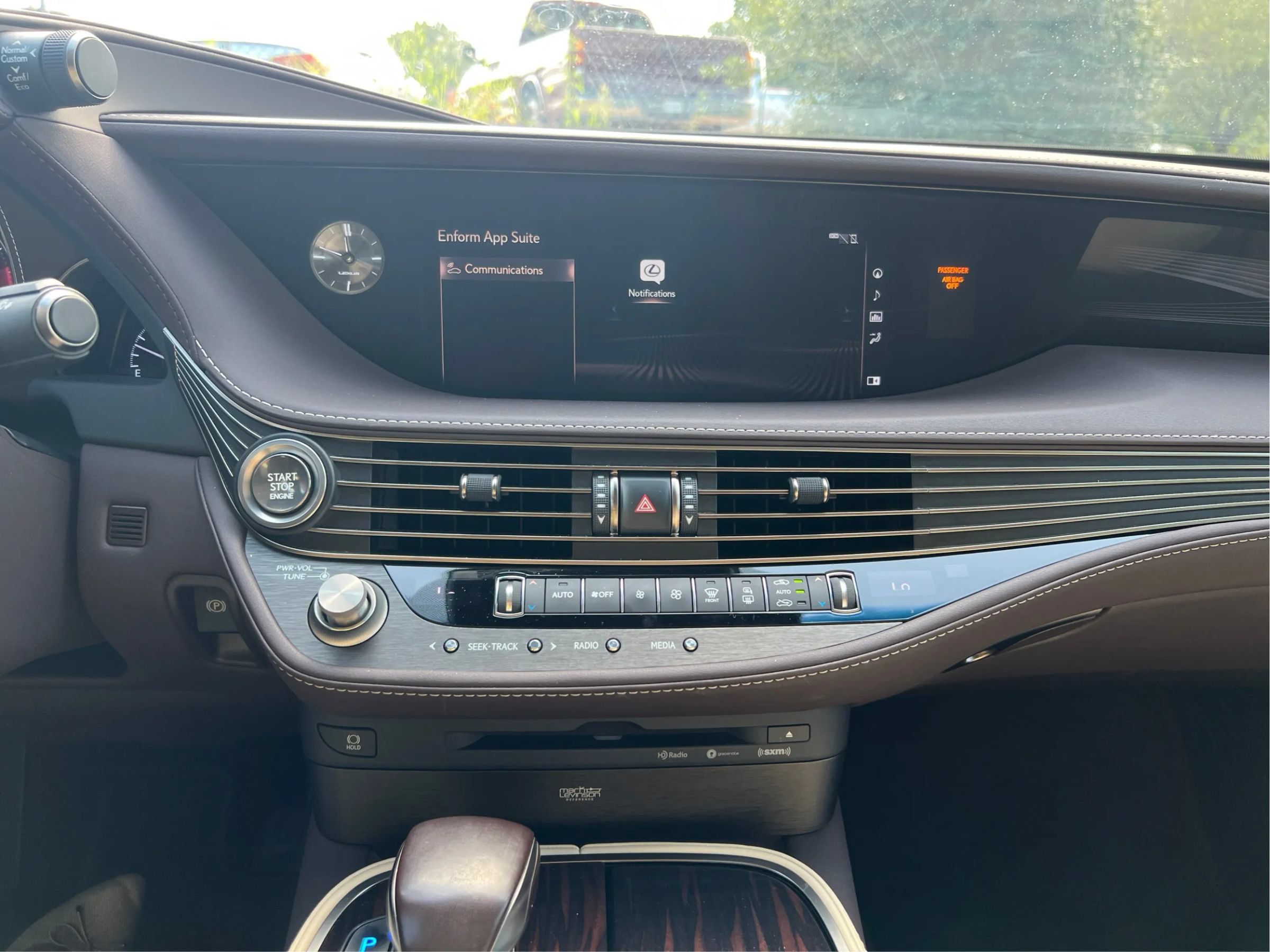 Used 2018 Lexus LS 500 w/ Luxury Package RWD image 23