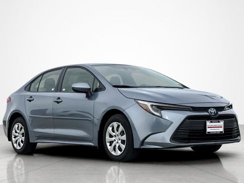 Certified 2023 Toyota Corolla LE image 7